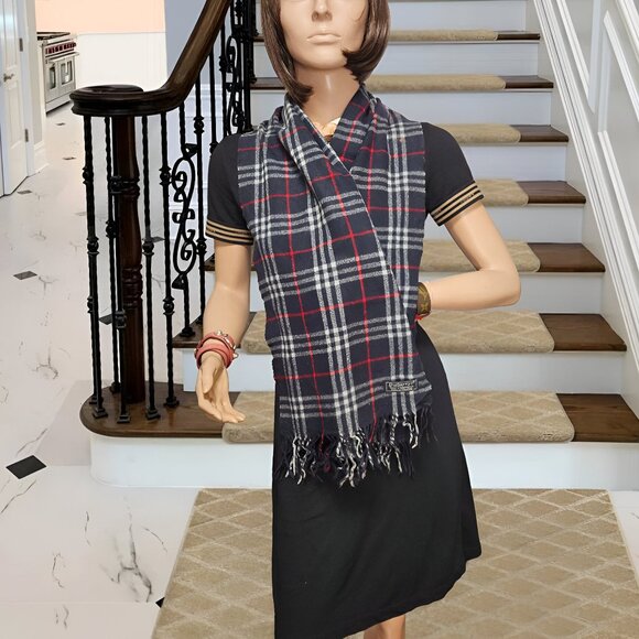 Burberry Novacheck Blue Wool Scarf - Picture 15 of 15